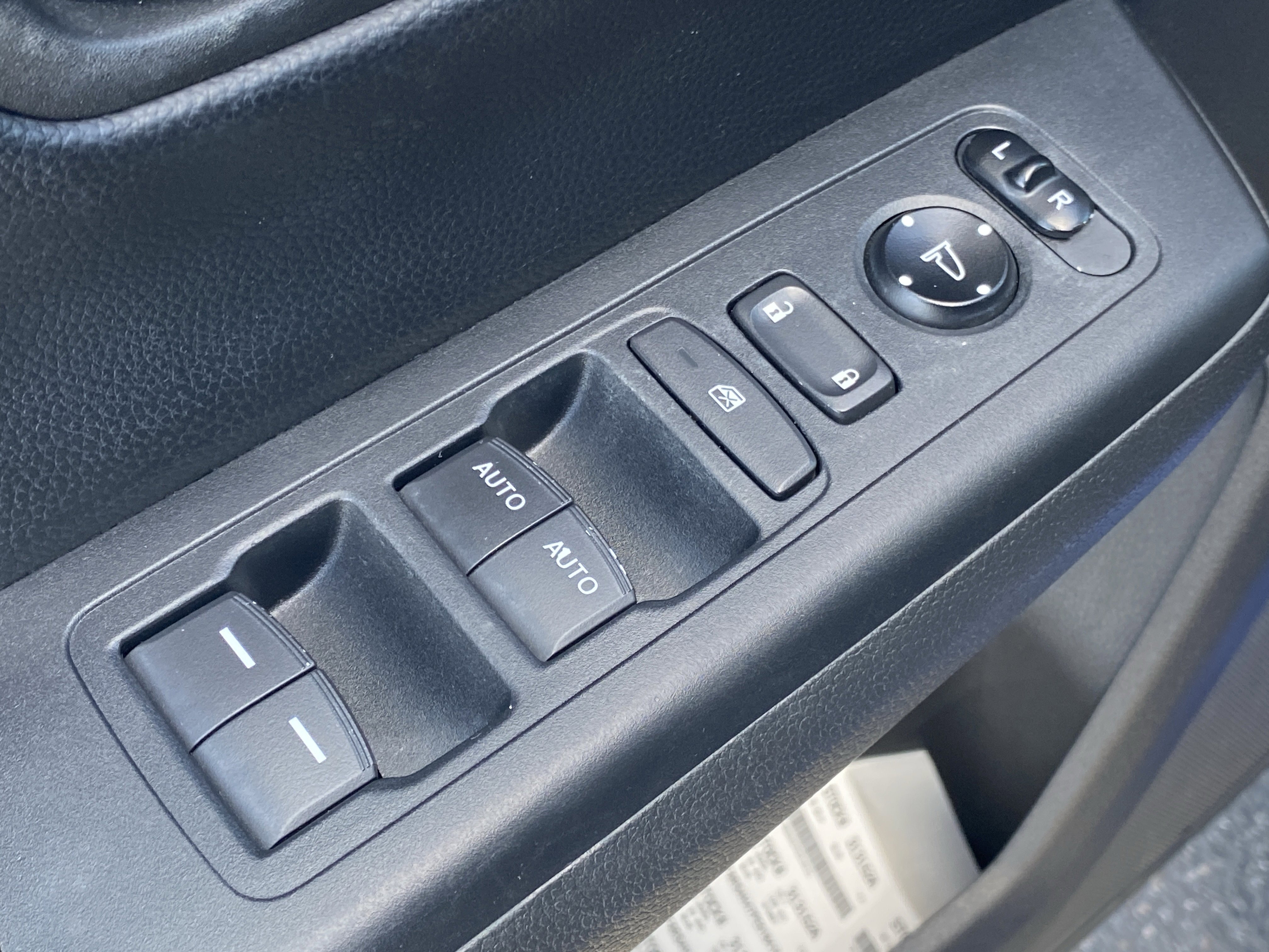 Certified 2023 Honda CR-V EX image 17