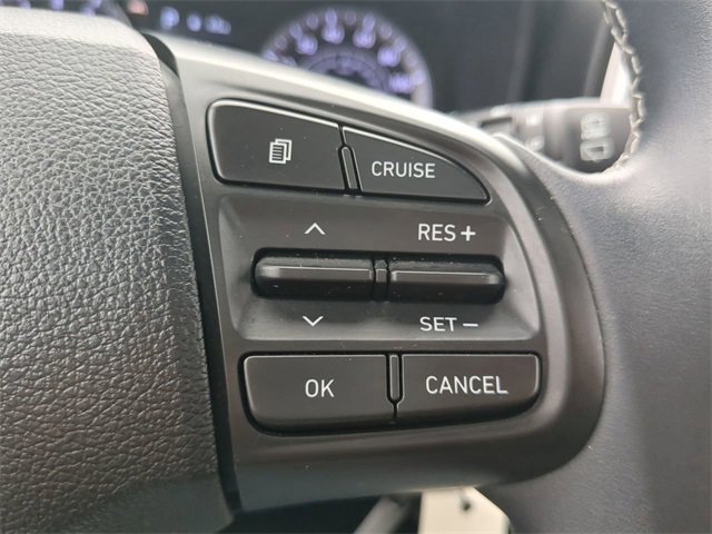 Used 2022 Hyundai Venue SEL image 24