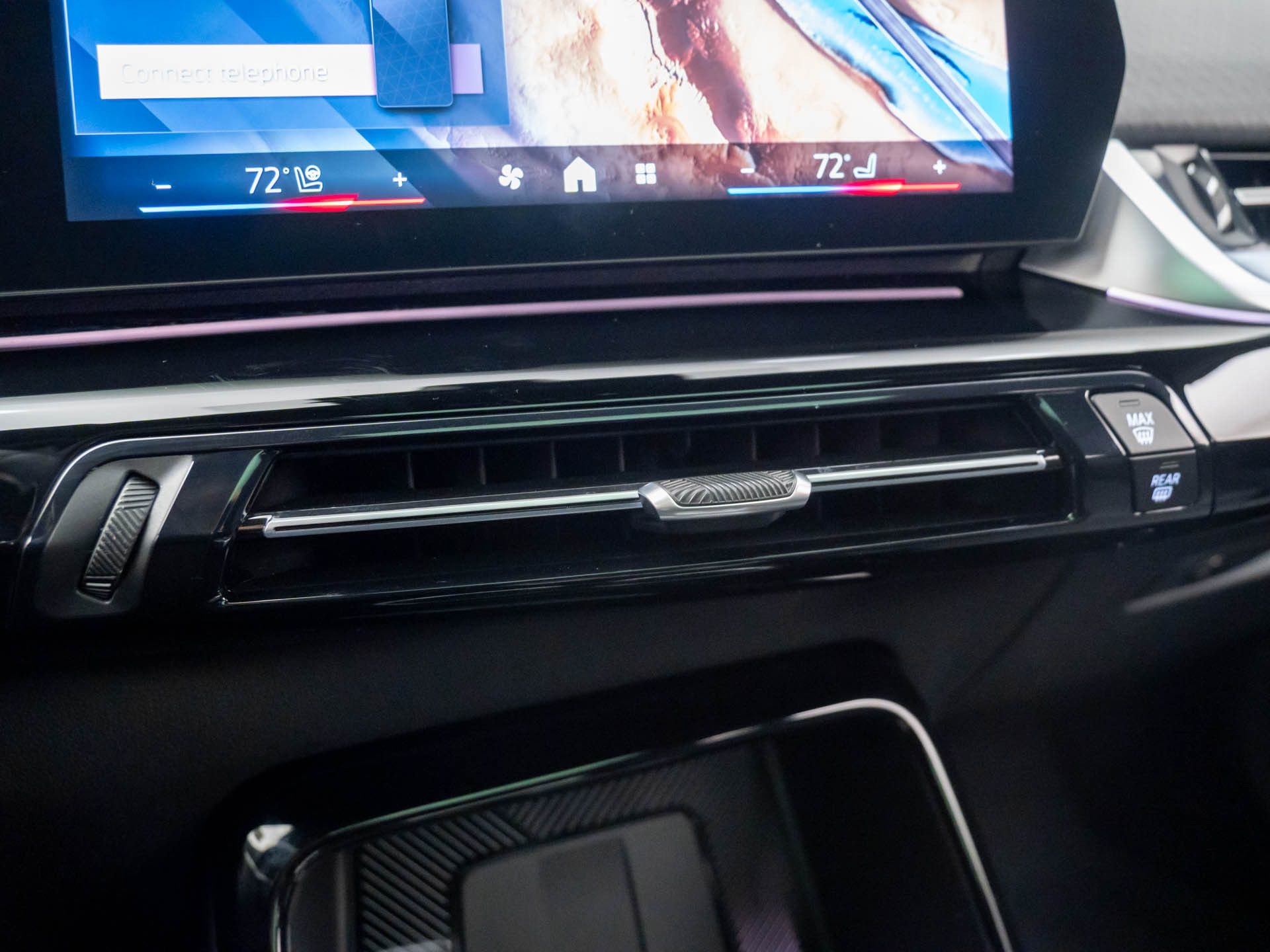 Certified 2025 BMW X2 xDrive28i w/ Premium Package image 29