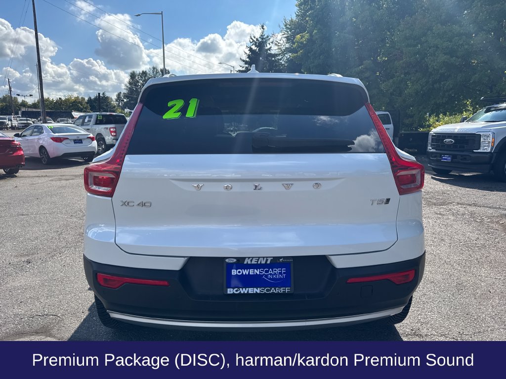 Used 2021 Volvo XC40 T5 Momentum w/ Premium Package AWD/4WD image 5