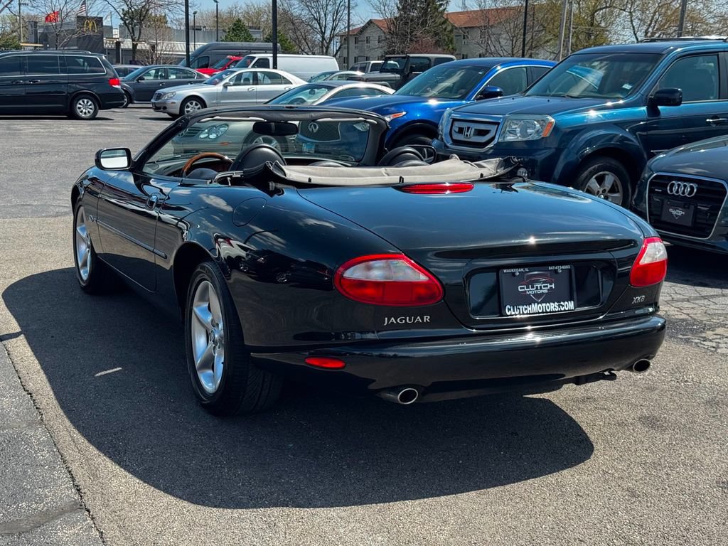 Used 2000 Jaguar XK8 Convertible RWD image 10