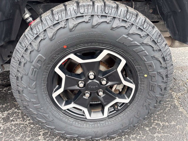 Used 2022 Jeep Gladiator Rubicon w/ Cold Weather Group AWD/4WD image 27