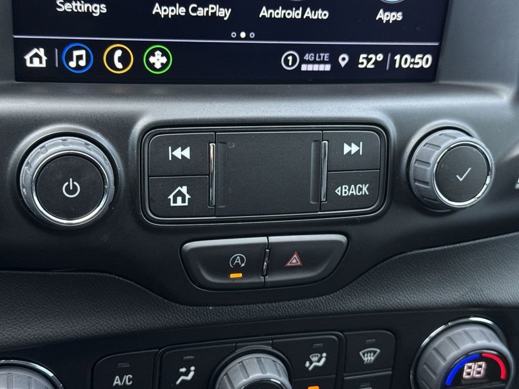 Used 2024 GMC Terrain SLT image 21