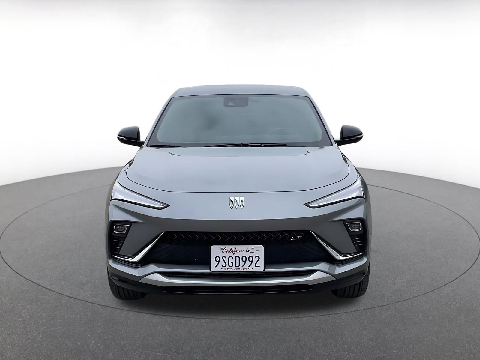 Used 2025 Buick Envista Sport Touring image 4