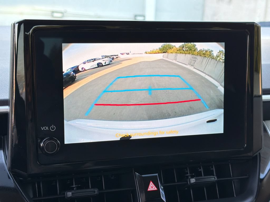 Used 2025 Toyota Corolla LE FWD image 27