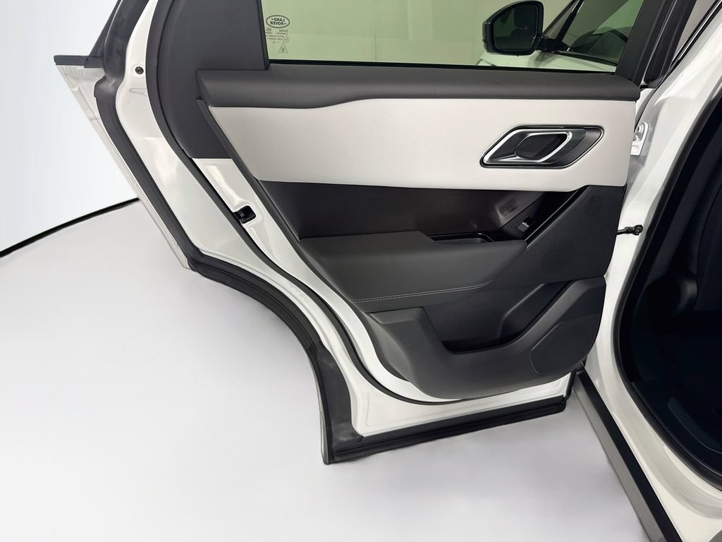 New 2026 Land Rover Range Rover Velar Belgravia AWD/4WD image 26