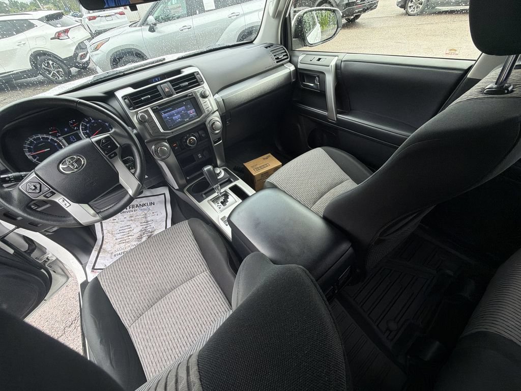Used 2019 Toyota 4Runner SR5 AWD/4WD image 20