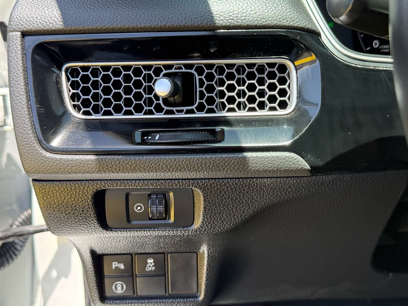 Certified 2024 Honda Civic Touring image 15