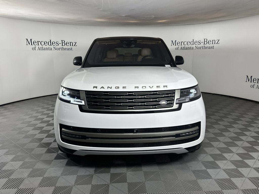 Used 2023 Land Rover Range Rover Long Wheelbase SE AWD/4WD image 2