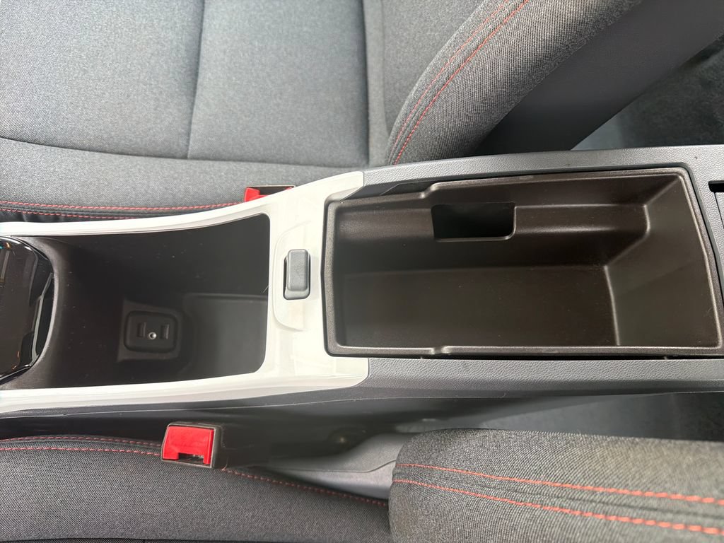 Used 2020 Chevrolet Bolt LT FWD image 23