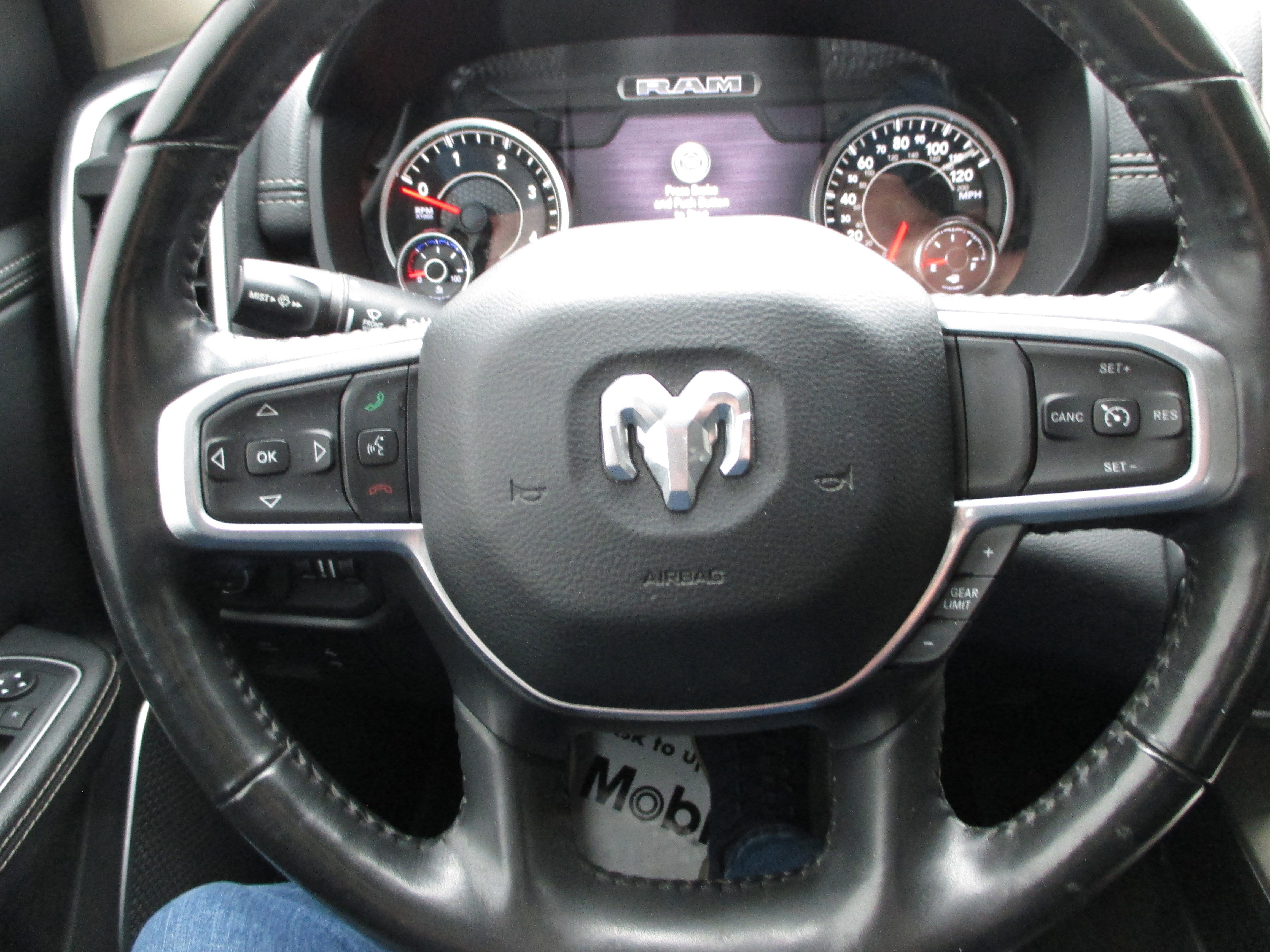 Used 2020 RAM 1500 Laramie AWD/4WD image 25