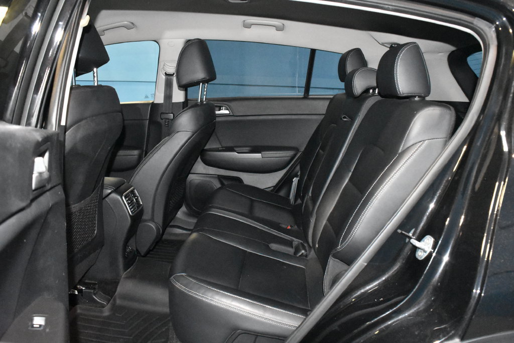 Used 2017 Kia Sportage EX FWD image 19