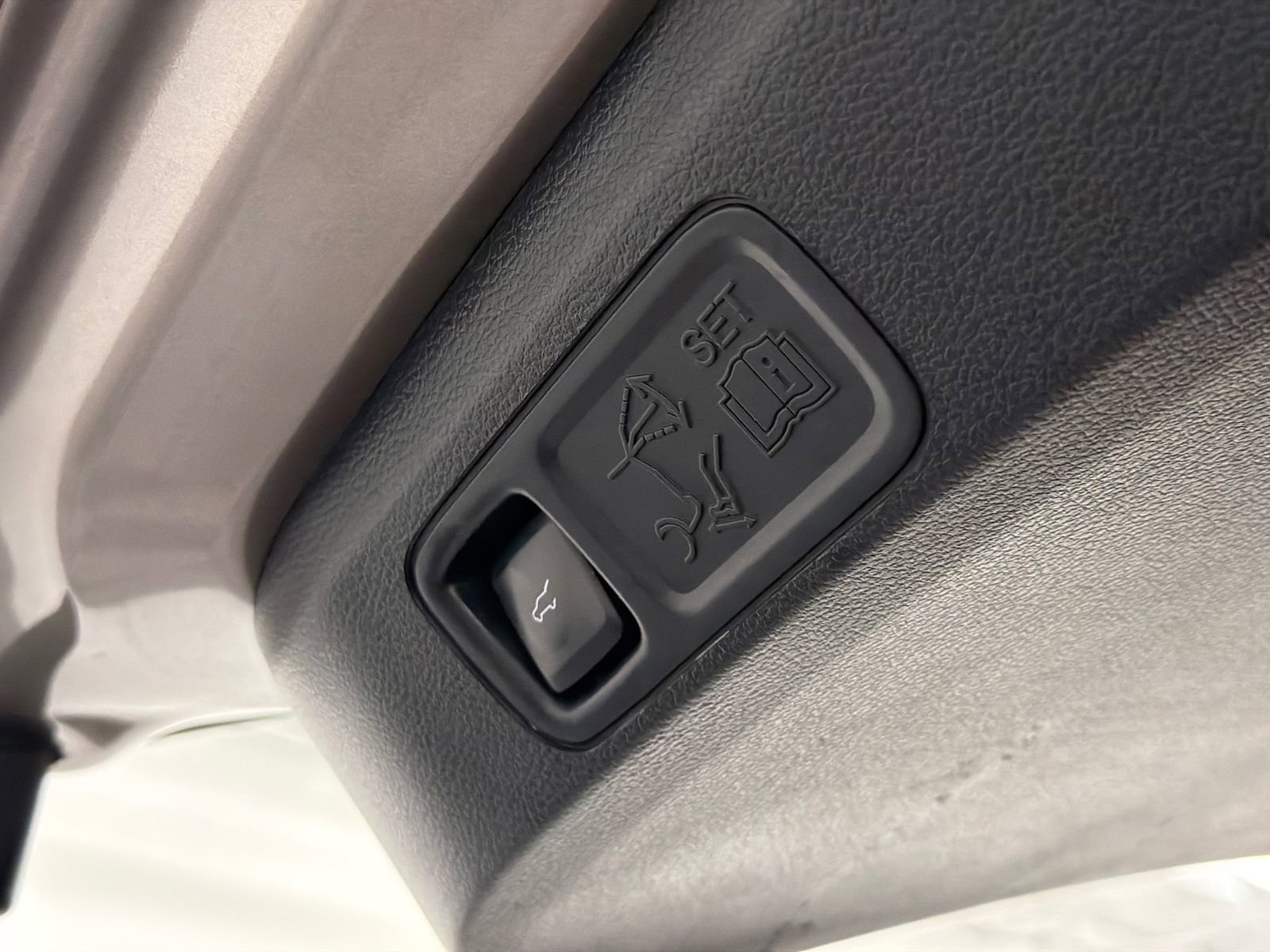 Used 2020 Lincoln Navigator Reserve w/ Luxury Package image 10