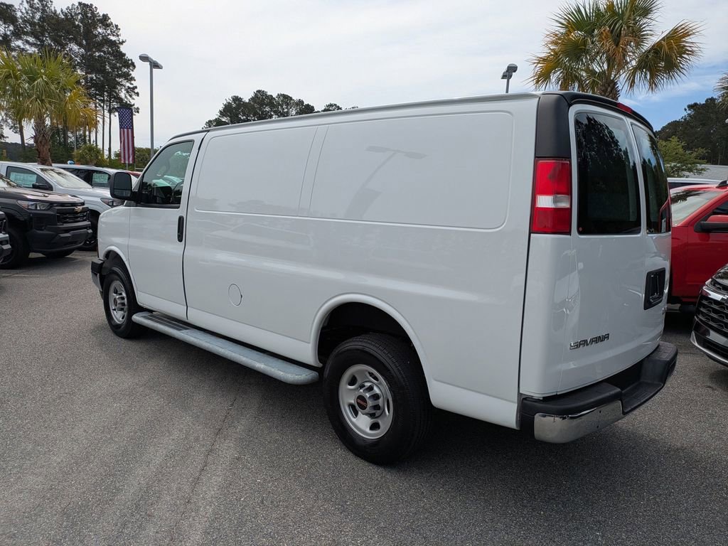 Used 2024 GMC Savana 2500 w/ Driver Convenience Package RWD image 7