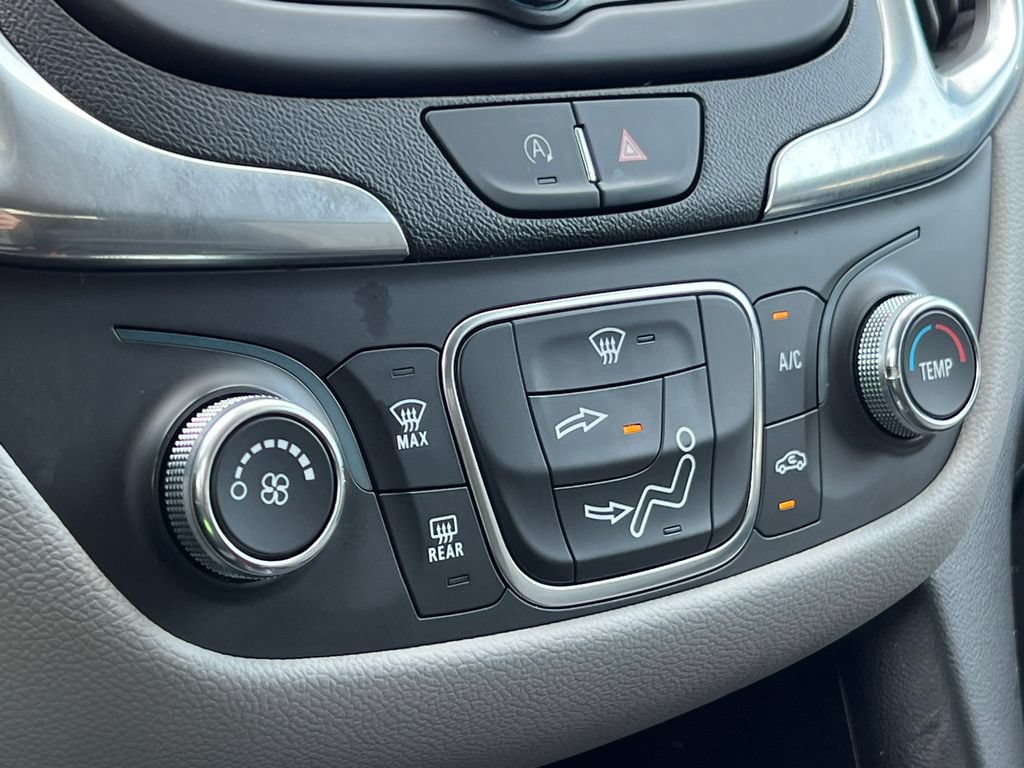 Used 2022 Chevrolet Equinox LS w/ LS Convenience Package AWD/4WD image 22