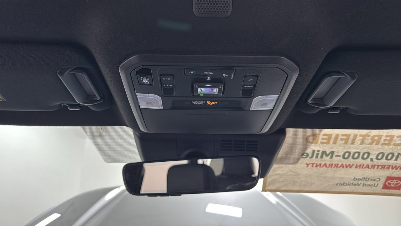 Certified 2025 Toyota 4Runner TRD Off-Road Premium image 11