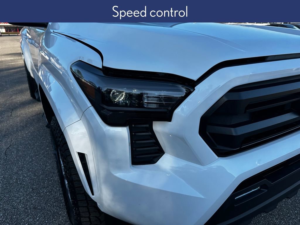 Used 2025 Toyota Tacoma SR5 image 10