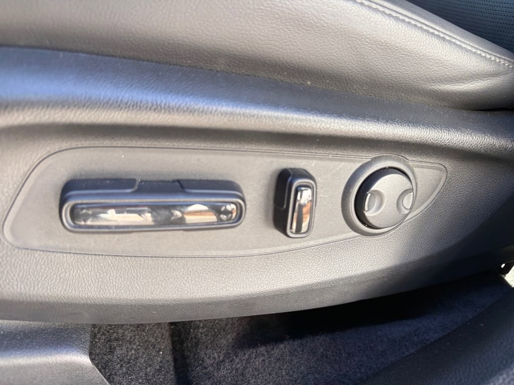 Used 2024 Honda CR-V EX-L image 15