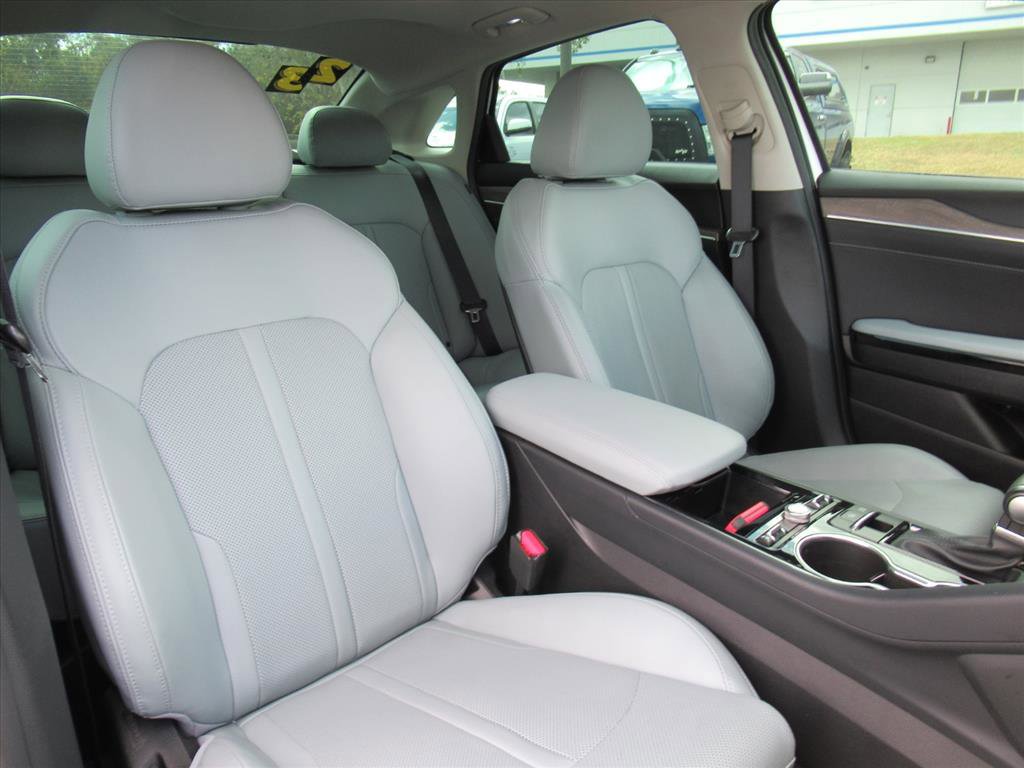 Used 2023 Kia K5 EX image 8