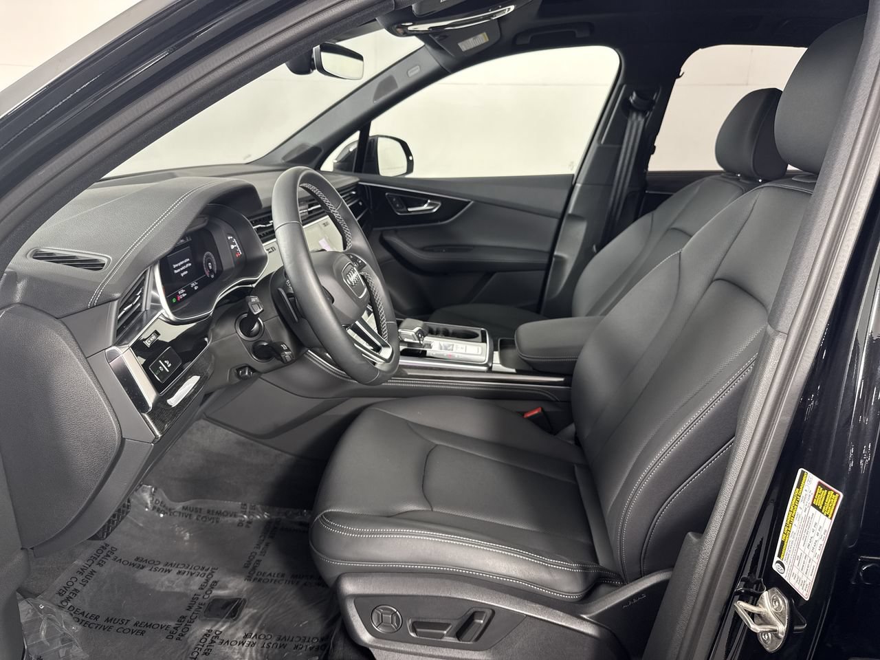 Used 2025 Audi Q7 3.0T Premium Plus w/ Premium Plus Package AWD/4WD image 10