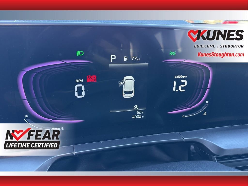 Used 2025 Kia Telluride S image 32