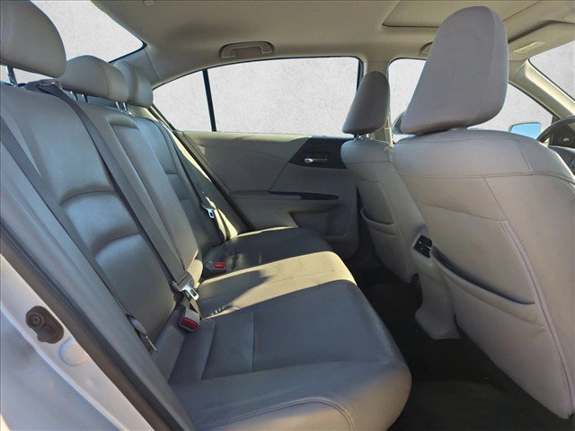 Used 2015 Honda Accord EX-L image 21