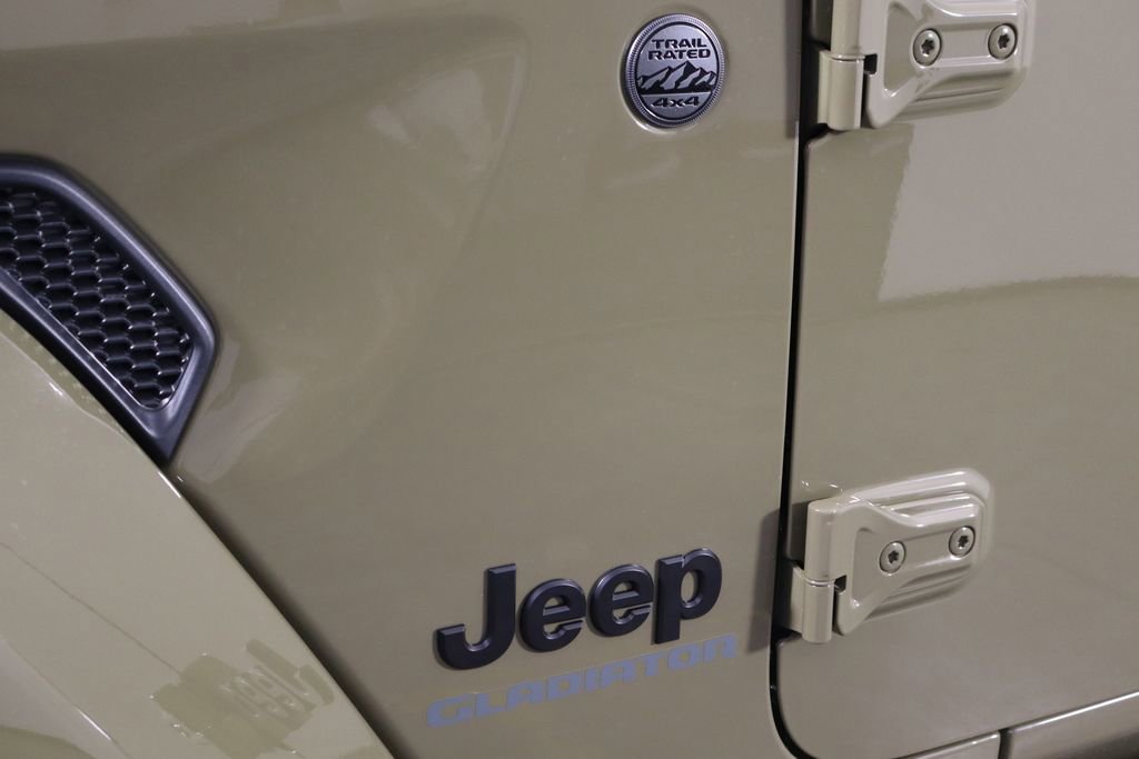 New 2026 Jeep Gladiator Sport image 41