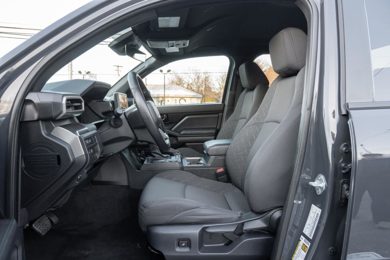 Used 2024 Toyota Tacoma SR5 RWD image 18