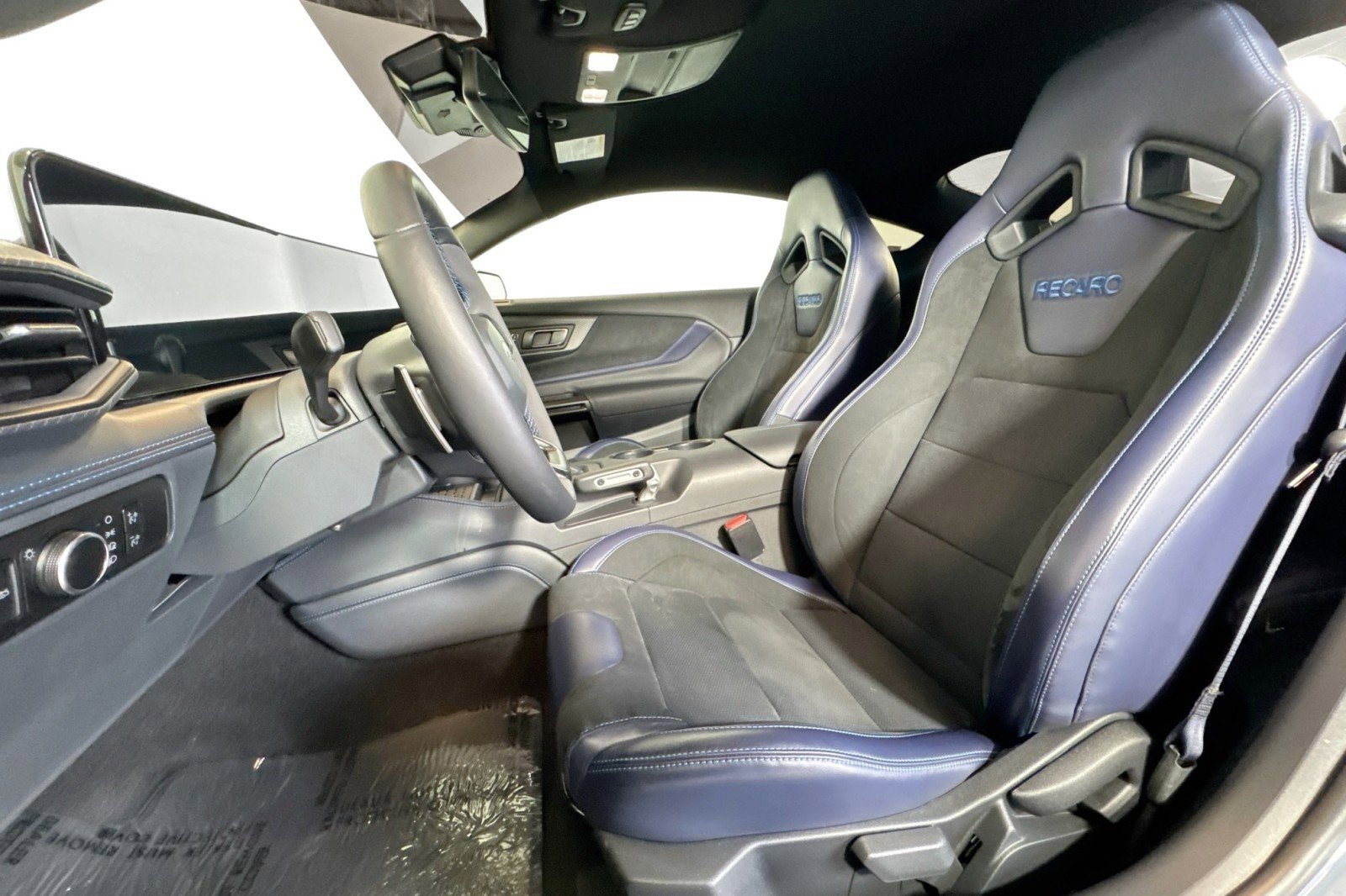 Used 2024 Ford Mustang Dark Horse image 19