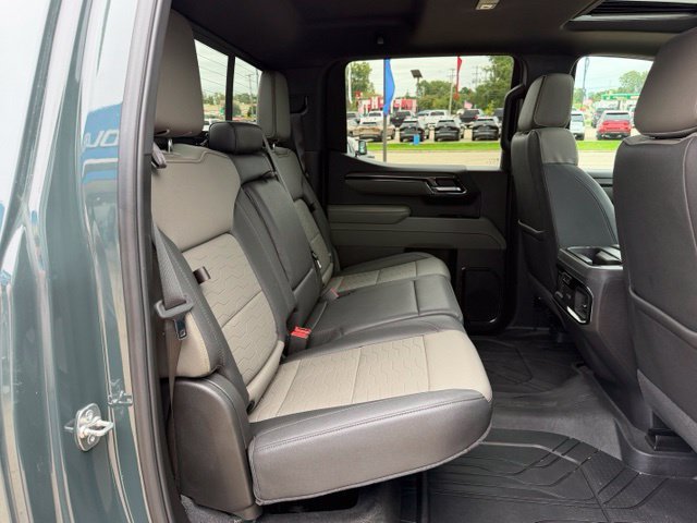 Used 2025 Chevrolet Silverado 1500 ZR2 w/ Technology Package AWD/4WD image 34