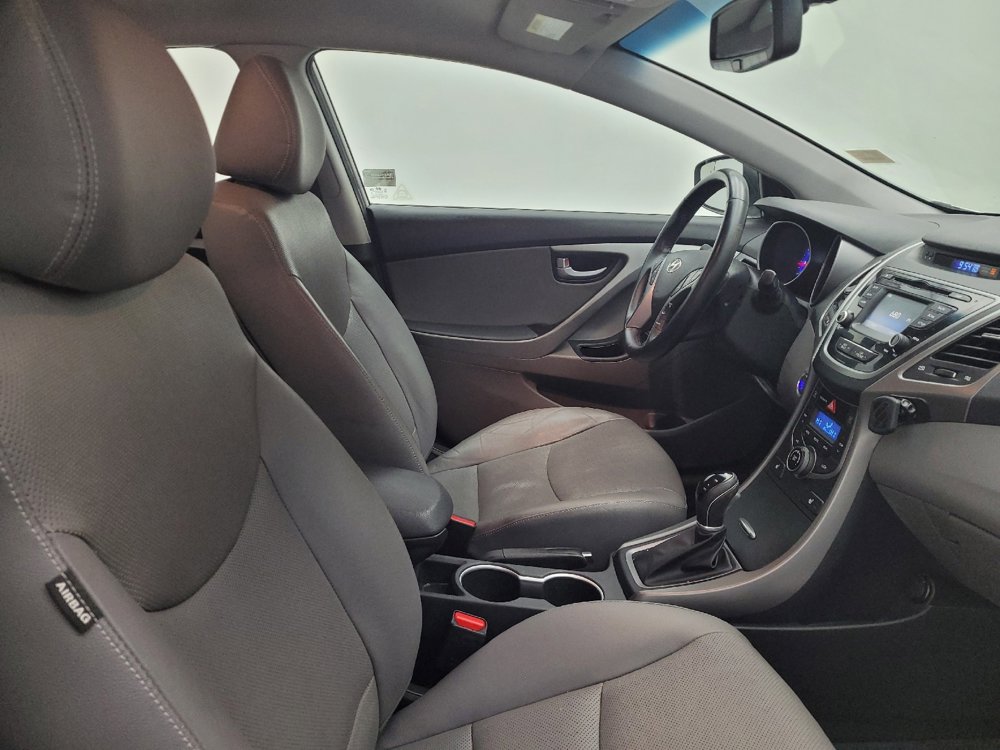 Used 2016 Hyundai Elantra Limited image 21