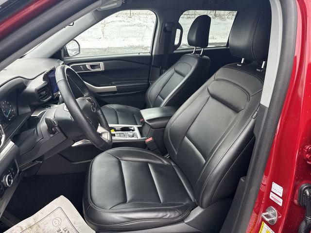 Used 2023 Ford Explorer XLT w/ Equipment Group 202A image 15