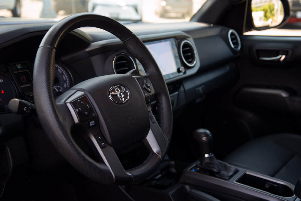 Used 2023 Toyota Tacoma TRD Sport w/ TRD Premium Sport Package AWD/4WD image 20