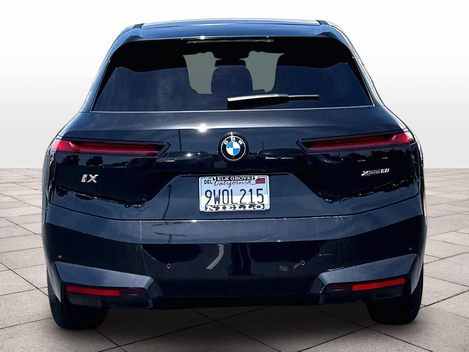Used 2026 BMW iX xDrive60 AWD/4WD image 8