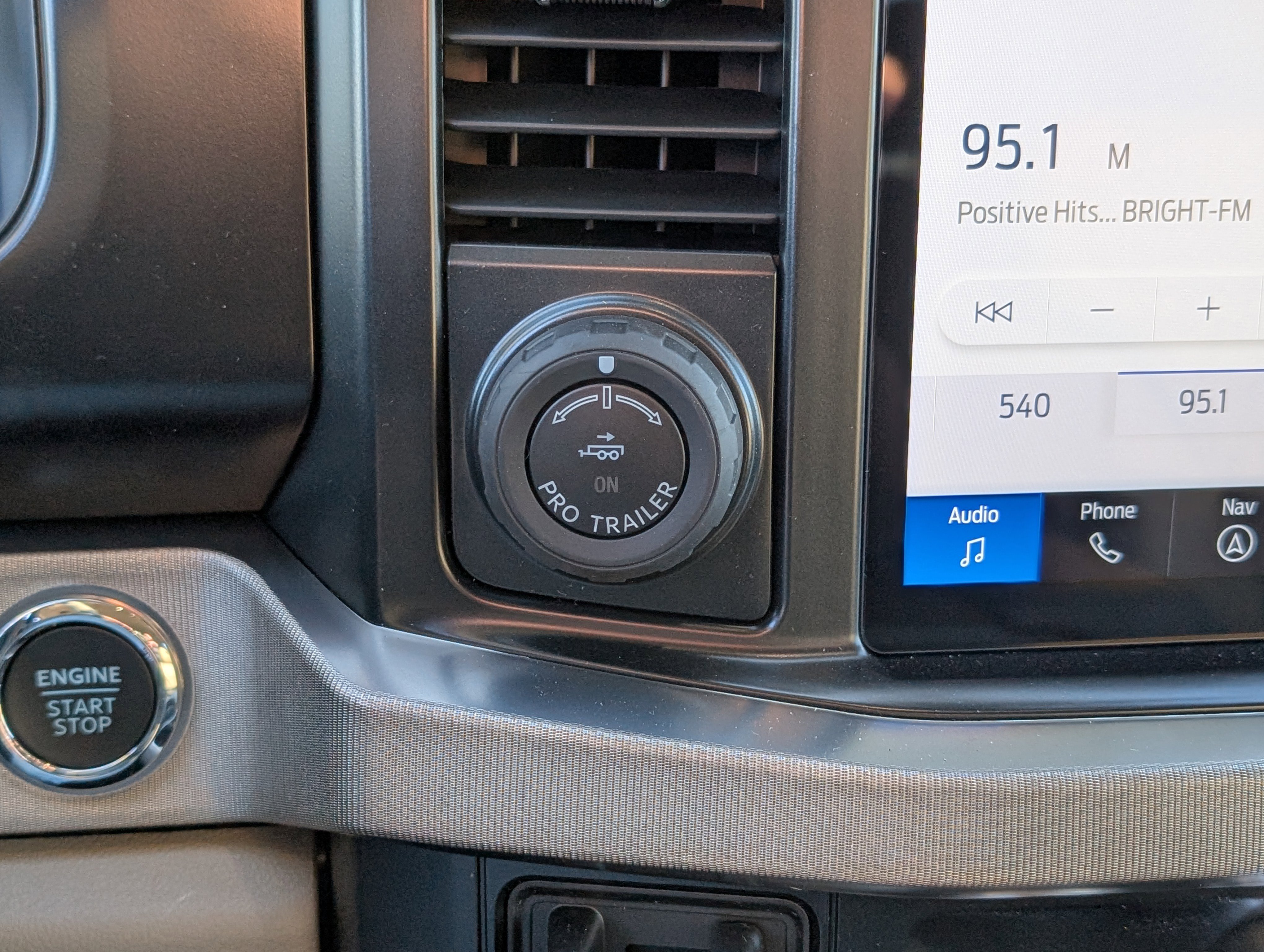 New 2026 Ford F450 Platinum w/ Platinum Plus Package image 26