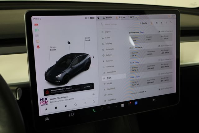 Used 2021 Tesla Model Y Long Range AWD/4WD image 33