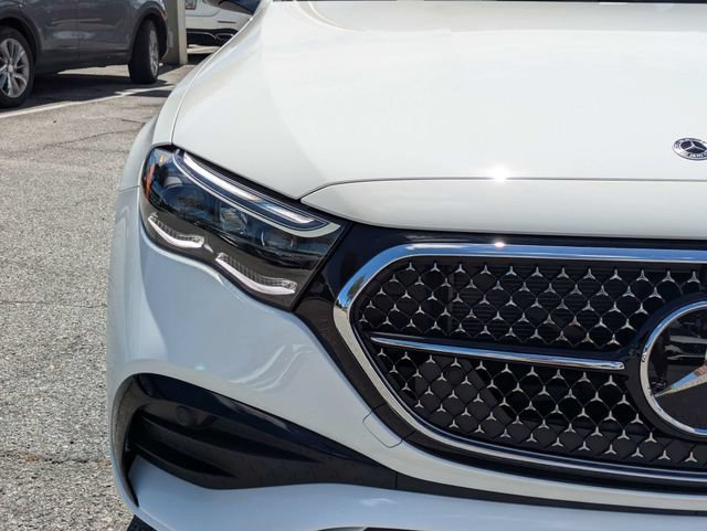 New 2027 Mercedes-Benz E 450 4MATIC Sedan image 11