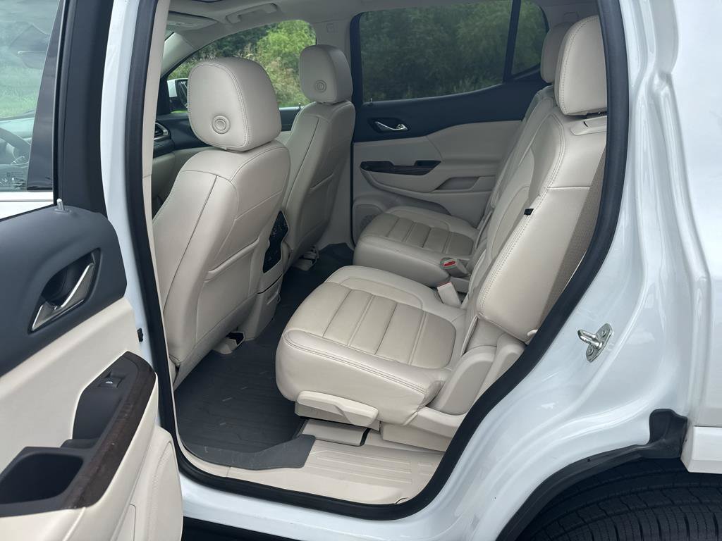 Used 2020 GMC Acadia Denali w/ Denali Ultimate Package AWD/4WD image 30