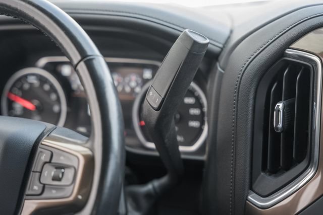 Used 2020 Chevrolet Silverado 1500 High Country AWD/4WD image 38