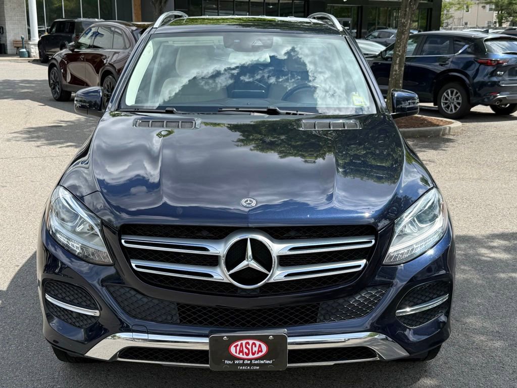 Used 2018 Mercedes-Benz GLE 350 4MATIC image 2