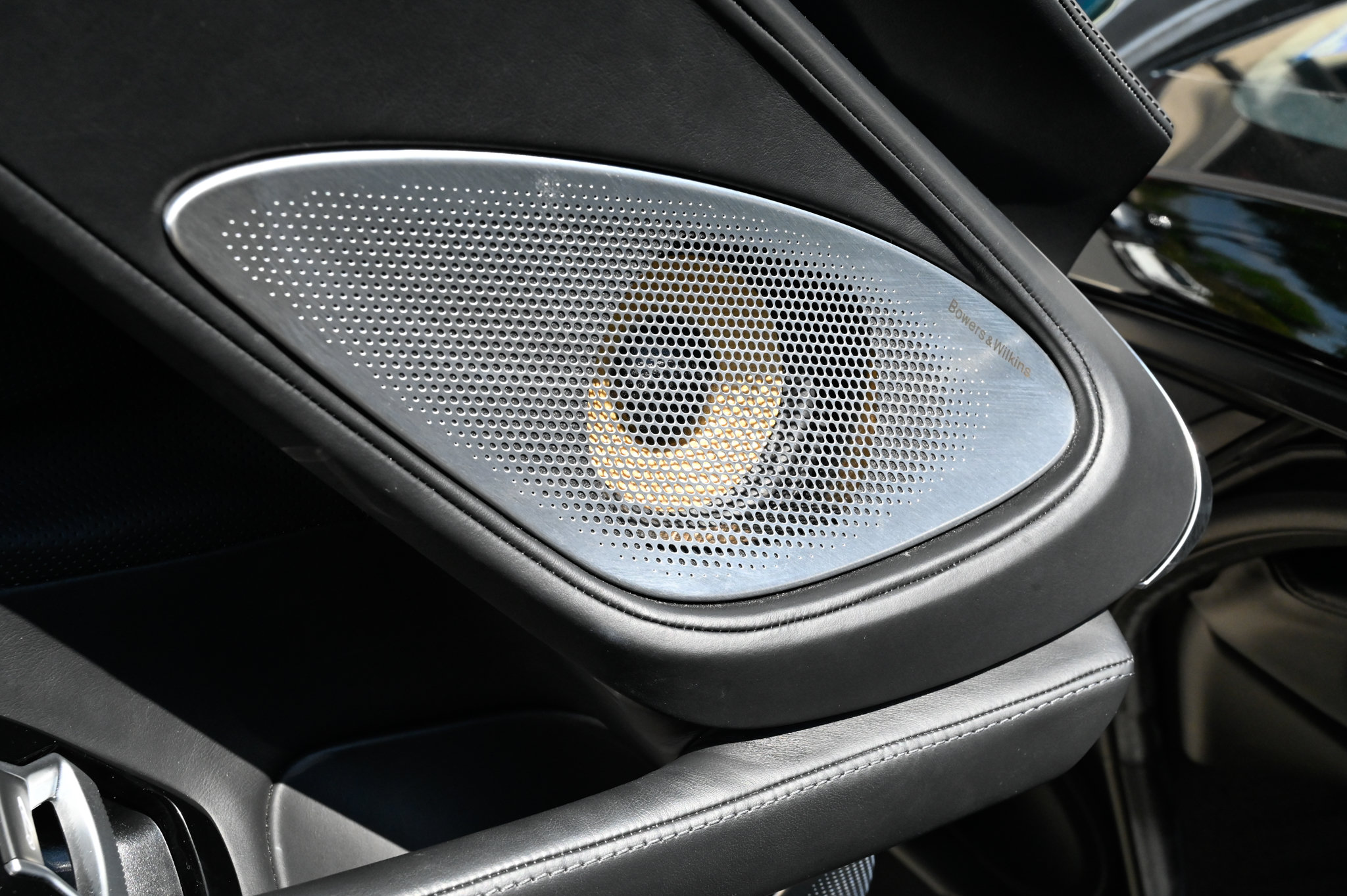 Used 2023 McLaren GT RWD image 19