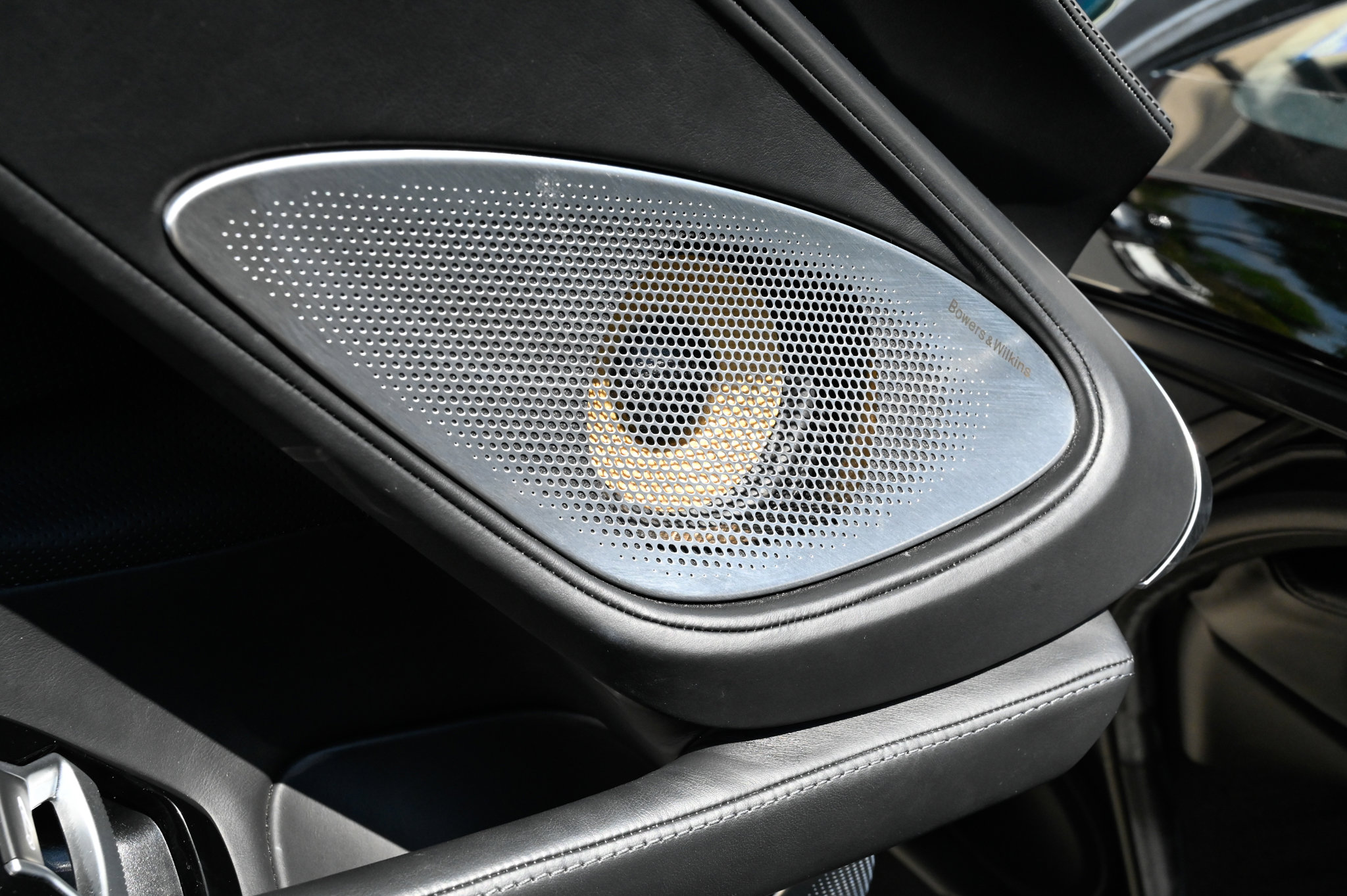 Used 2023 McLaren GT RWD image 19