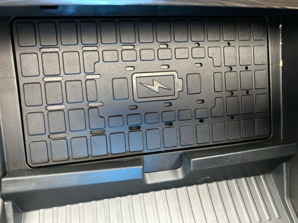 Certified 2024 Ford Expedition Limited image 32