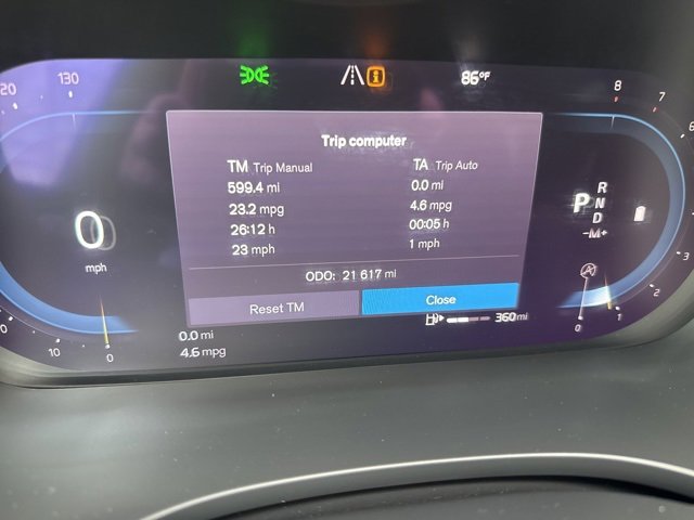 Certified 2022 Volvo XC60 B5 Momentum w/ Advanced Package image 21