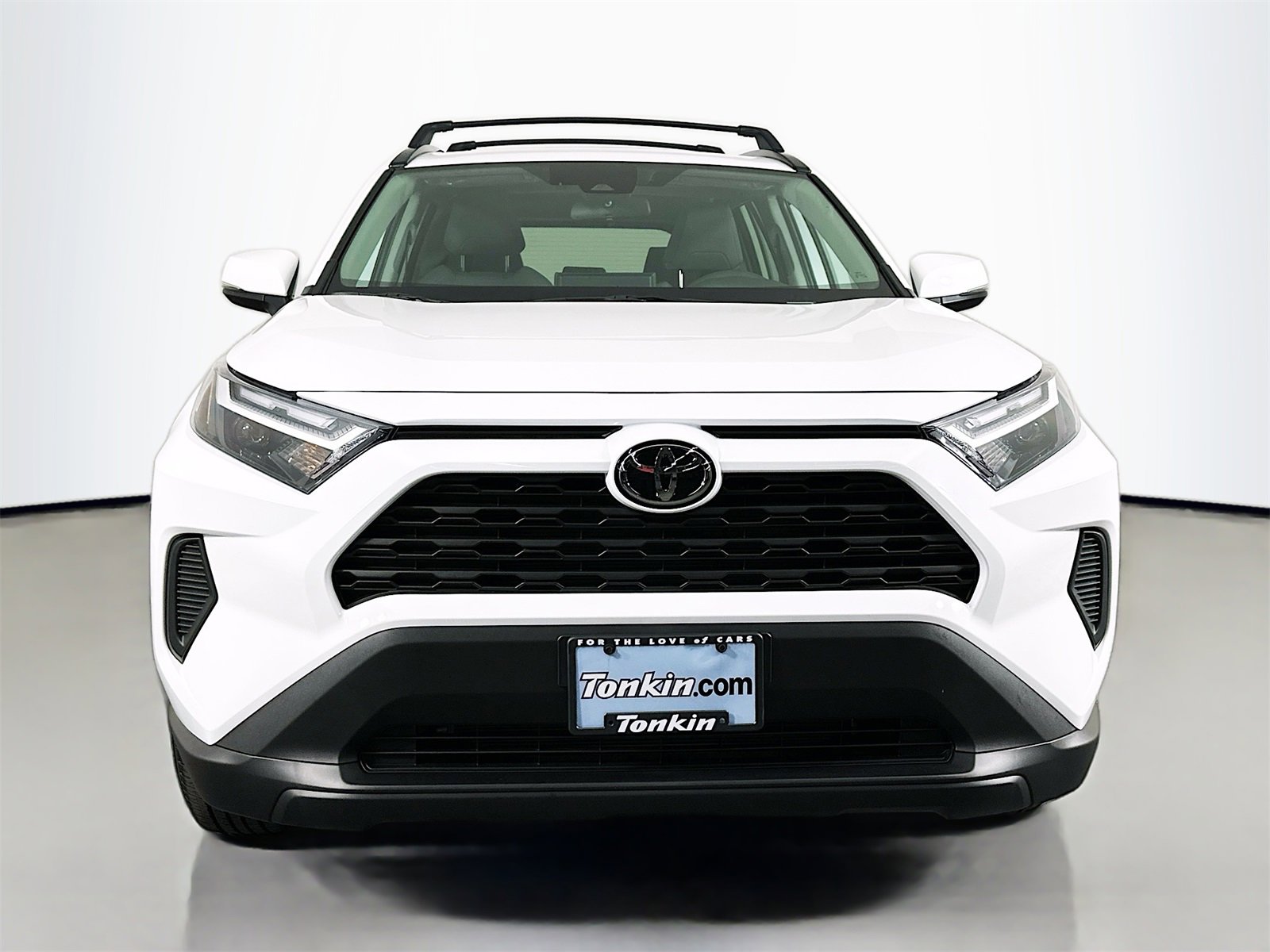 New 2025 Toyota RAV4 XLE image 2