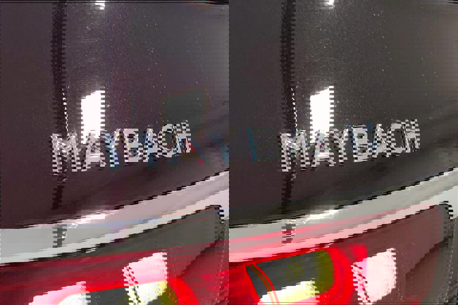 Used 2025 Mercedes-Benz Maybach GLS 600 4MATIC image 29