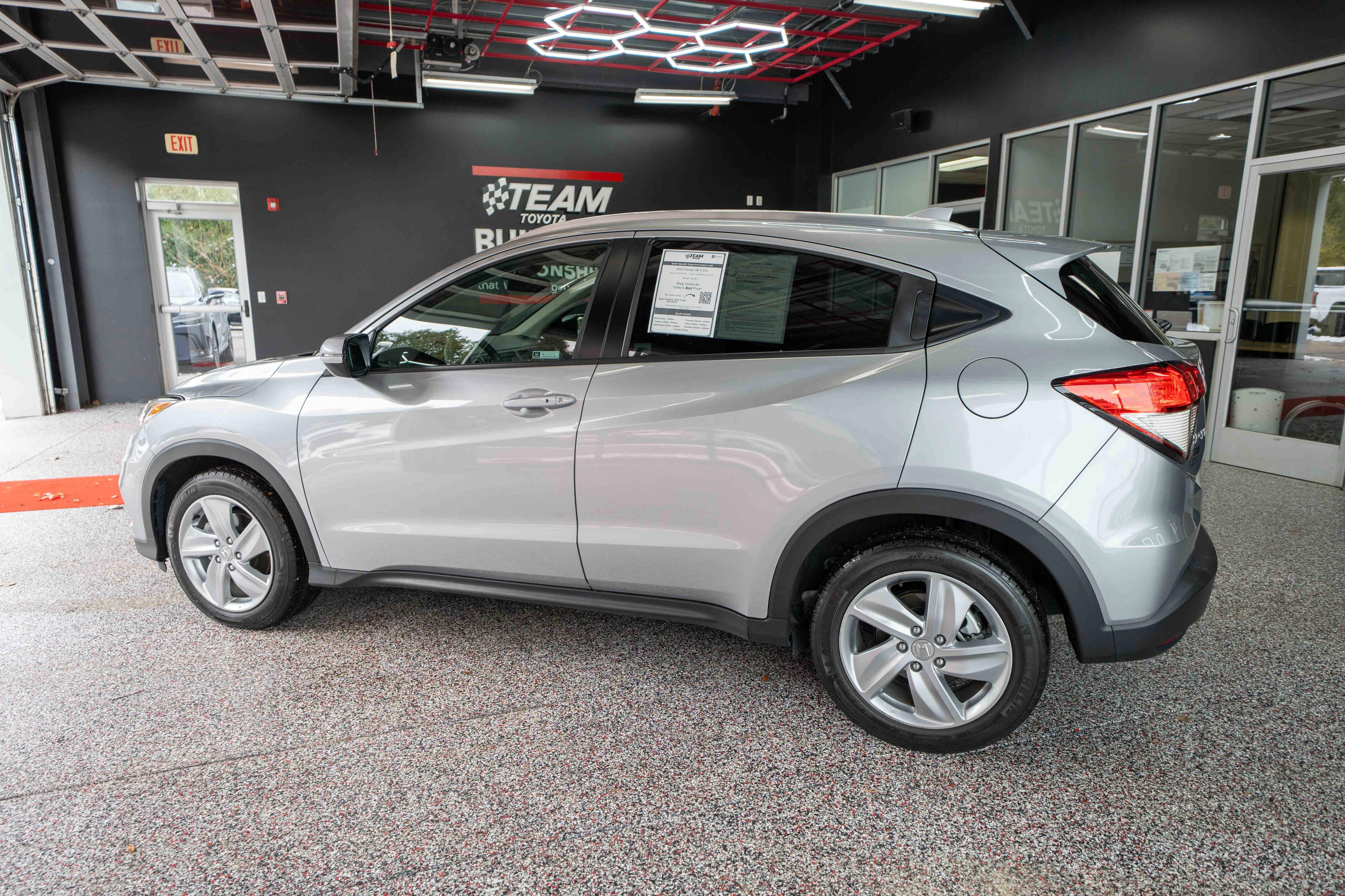 Used 2020 Honda HR-V EX image 2