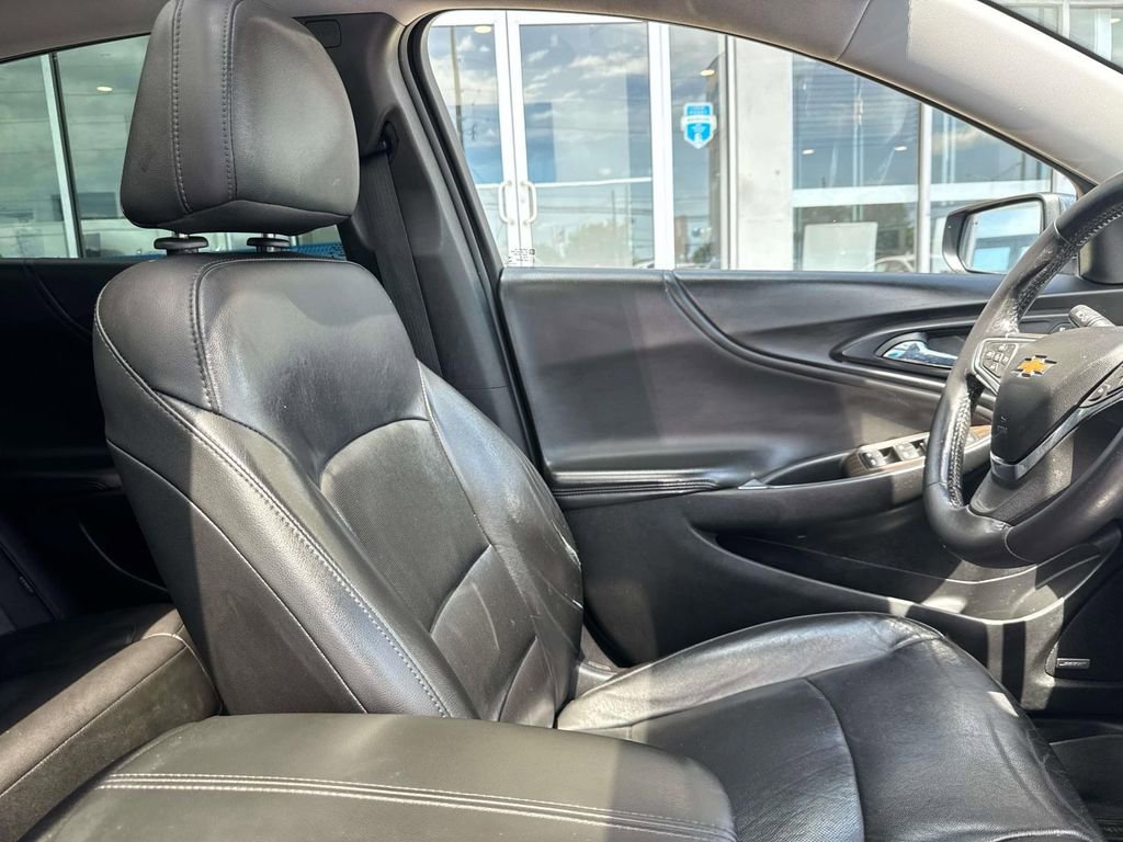 Used 2021 Chevrolet Malibu Premier image 12