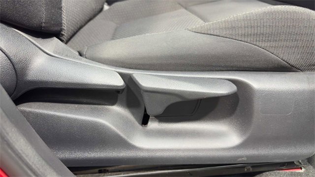 Used 2019 Toyota C-HR XLE image 13