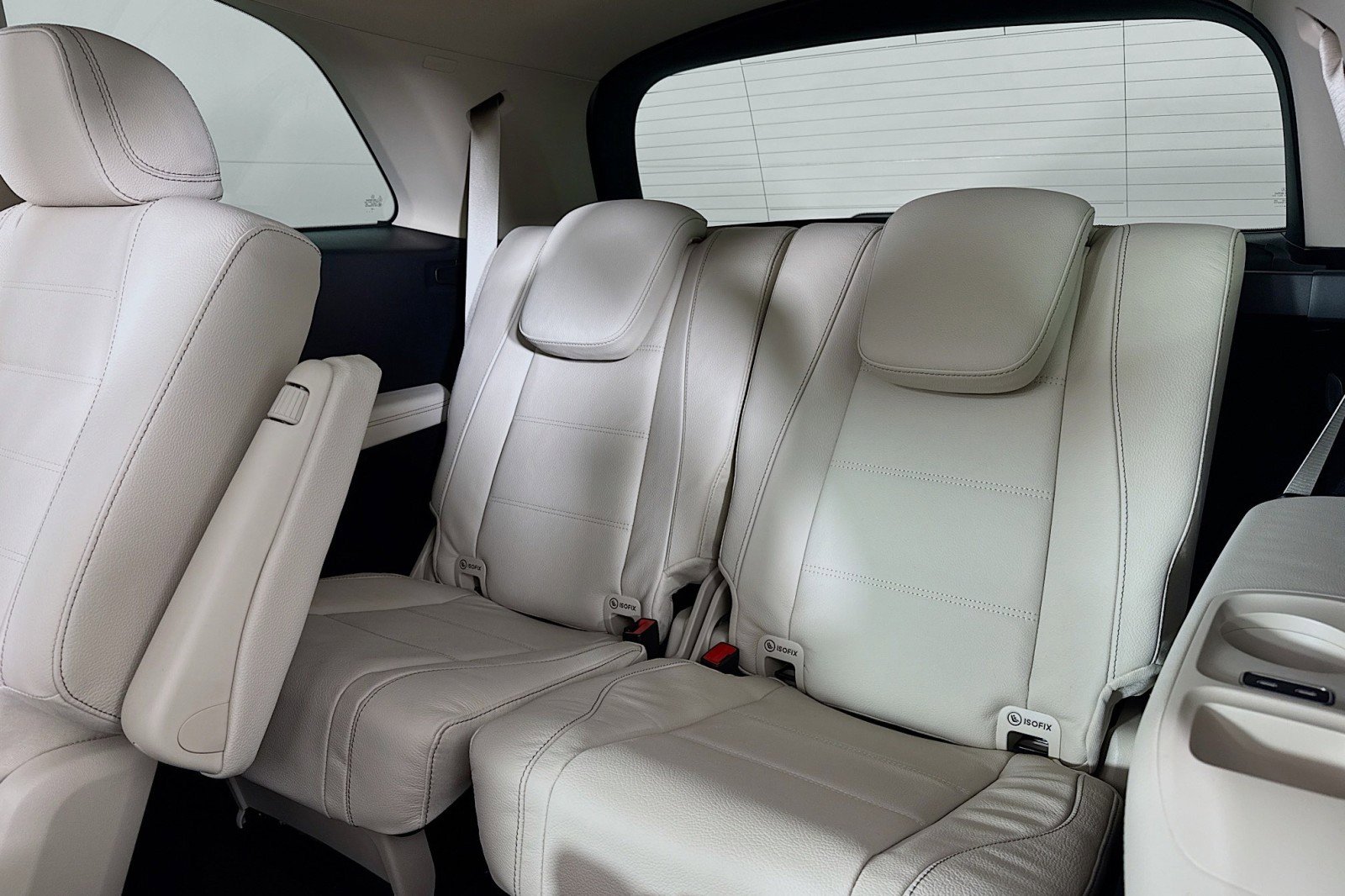 New 2026 Mercedes-Benz GLS 450 4MATIC image 8